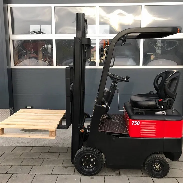 4 Wheel Electric Forklift